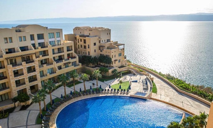 Sweimeh Apartment | Oceanfront Apartments with Scenic Views at Samarah Resort