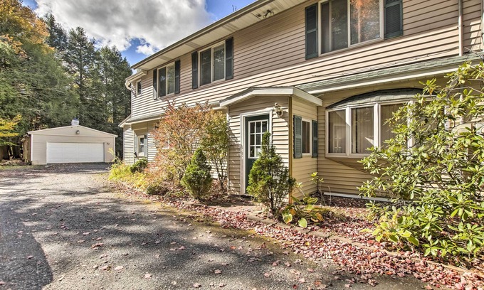 Windham Apartment | Cozy Apartment with Yard Near Windham Mountain Attractions