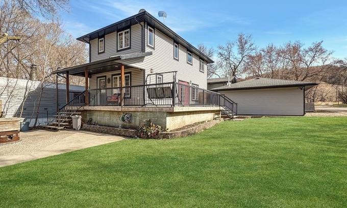 B-Say-Tah House | Beach House Oasis in Qu’Appelle Valley with Spa & Hot Tub