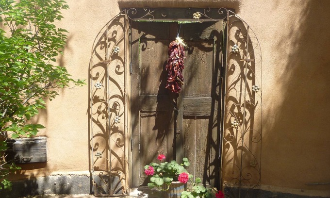 South Capitol House | Experience Ellie's: Pet-Friendly Getaway Near Santa Fe Plaza