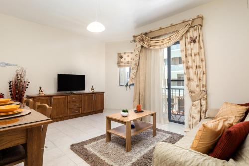 Msida Apartment | Bright & Cozy 2 Bedroom Apt with Ocean View – Msida Uni Heights