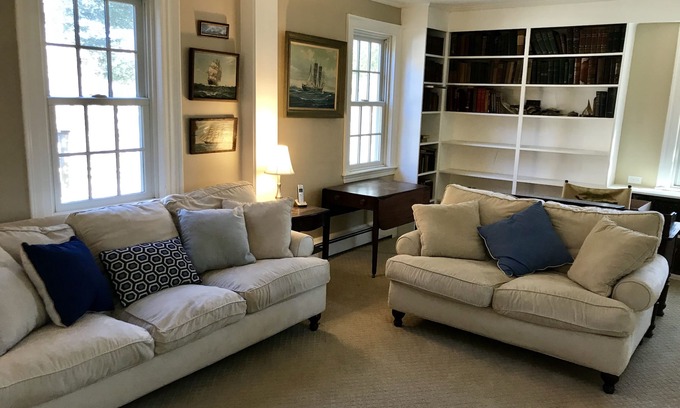 West Barnstable House | Cozy Cape Home near Barnstable Village with Ocean Views