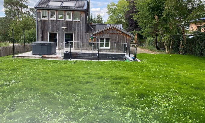 Jalhay Ski Chalet | Charming Chalet in Jalhay with Relaxing Jacuzzi Experience
