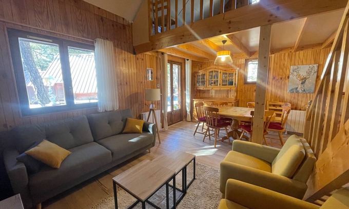 Barcelonnette Ski Chalet | Family-Friendly Chalet Barcelonnette with Spa & Breakfast