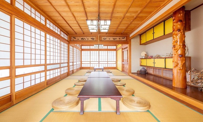 Taketomi-jima Taketomi-cho House | Elegant Oriental Villa for Up to 15 Guests in Ishigaki