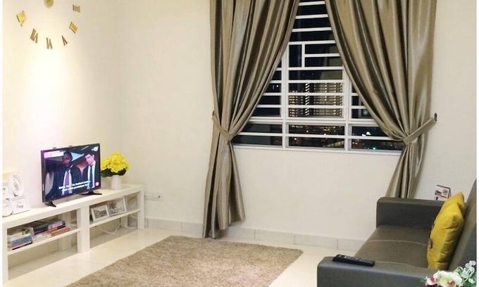 Bayan Lepas Apartment | Immaculate Apartment in Penang with Kitchen Access