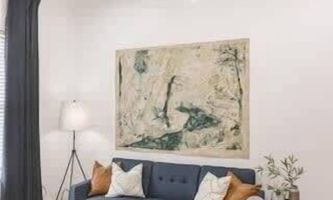 Downtown House | Modern Corporate Lodging with Kitchen in Downtown Lafayette