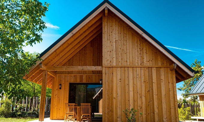 Thonon-les-Bains Cottage | Inviting Cottage with Terrace and Lake View for 7 Guests