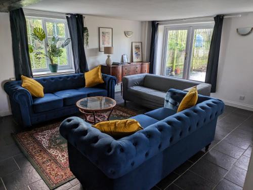 East Tuddenham House | Pet-Friendly Country Cottage with 3 Double Bedrooms