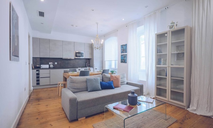 Gibraltar Apartment | Cozy 2BR/2BA Retreat with Spa and Family-Friendly Features
