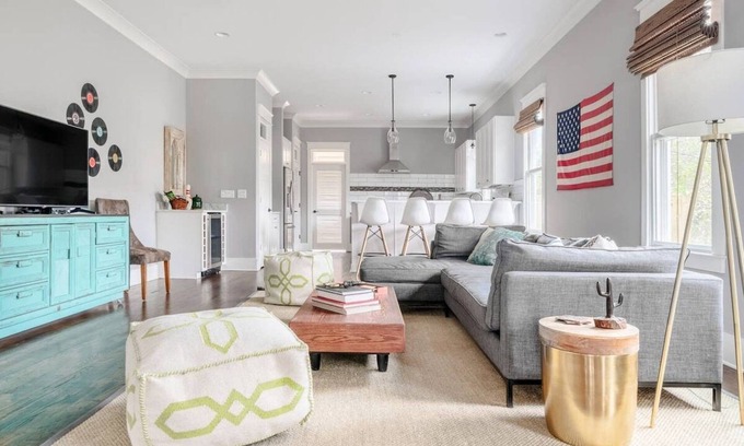 Eastwood House | Pet-Friendly Retreat Steps from Downtown Nashville