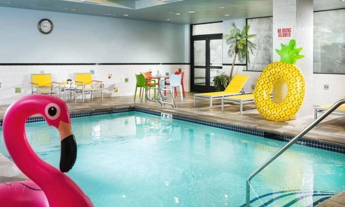 Lower Queen Anne Hotel | Spacious Ensemble Suite with Two Queen Beds in the Heart of Seattle