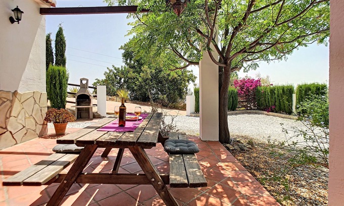Canillas de Aceituno House | Tranquil Vacation Home Near Nature Park with Shared Pool