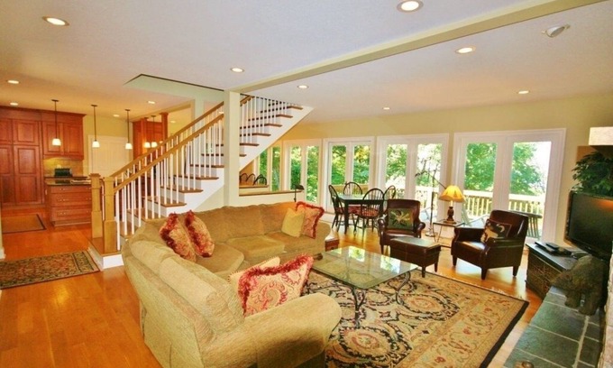 Nellysford House | Family-Friendly Mountain Retreat with Pool & Golf Views