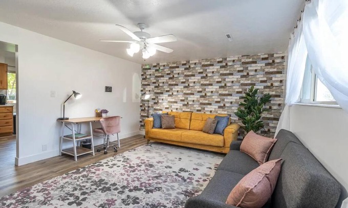 Orem Apartment | Family-Friendly Apartment with Backyard & Wi-Fi - Rated 10/10