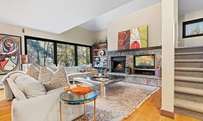 Highland Meadows Ski Chalet | Family-Friendly Ski Chalet with Hot Tub & Spa in Vail