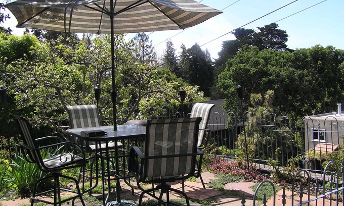 North Berkeley House | Family-Friendly Retreat Near Gourmet Ghetto & UC Berkeley