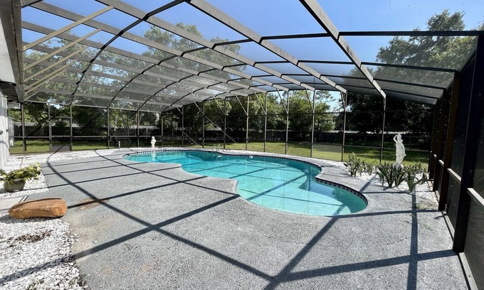 Longwood House | Family-Friendly Retreat with Private Pool - 10/10 Rating