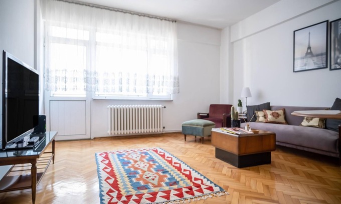 Kabatas Apartment | Ideal Flat in Beyoglu with Breakfast & Family Amenities