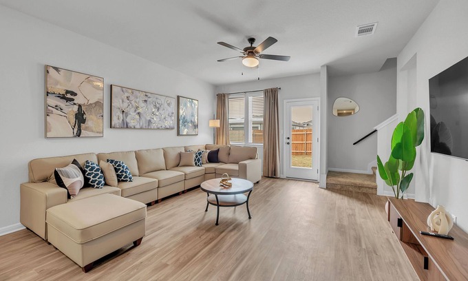 Round Rock House | Spacious fully equipped 4bed3bath home in RR close to Kalahari, parks and Austin
