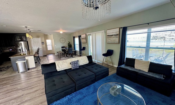 Marbella House | Spacious Fun & Convenient