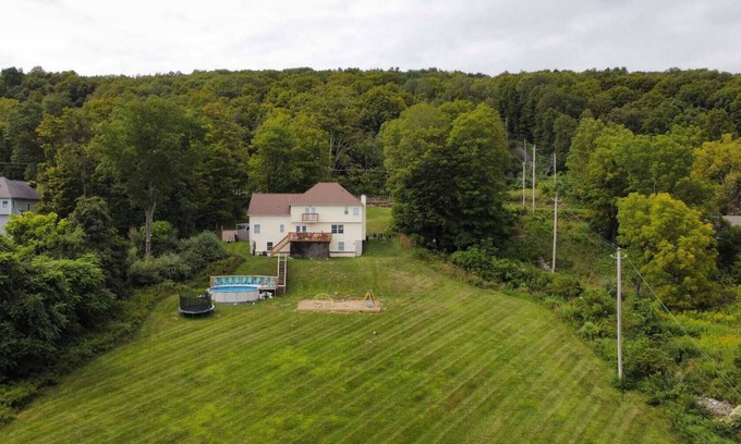 Bloomingburg House | Spacious Getaway! 7BR w Park & pool Scenic Views