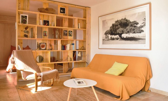 Monoblet Apartment | Spacious ground-floor studio with magnificent view of the Cévennes foothills