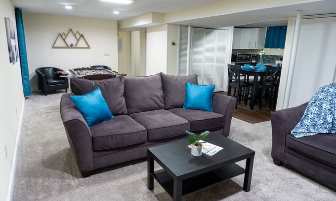 Columbine Apartment | Top-Rated Ocean View Suite with Hot Tub and Private Entrance