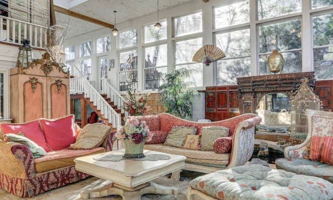 White Mills House | Guest Rated 10/10: Hawley Villa by Lake Wallenpaupack