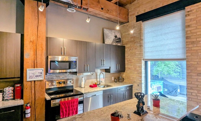 Exchange District Condo | Spacious Historic Loft in The Exchange, Steps to Waterfront & River
