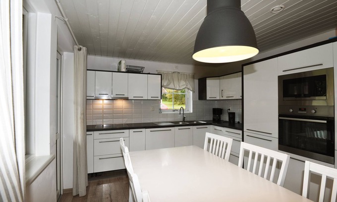 Syssleback House | Inviting Holiday Home with Oceanfront View at Branäsberget