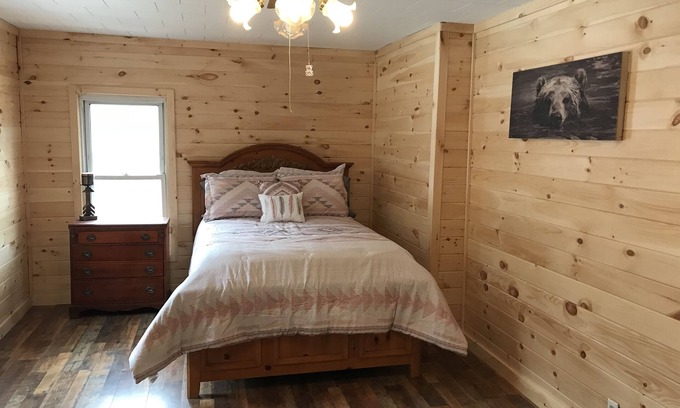 Adirondack House | Ideal Retreat with Pool, Ocean Views and Spa Amenities