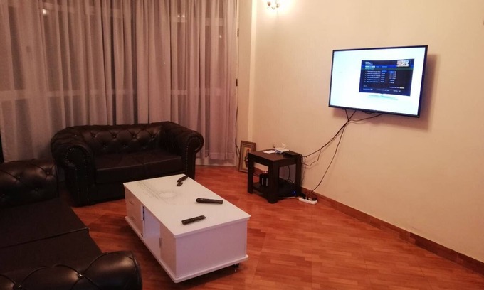 Bole House | Comfortable Home for Families with Breakfast & Kitchen Access