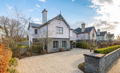 Kenmare House | Ideal Family Retreat Near Kenmare for Up to 6 Guests