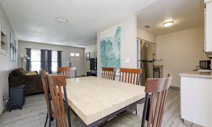 Alto Pino House | Inviting Home with Pool Table Near Beaches and Speedway