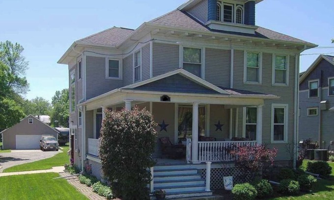 Oshkosh House | Guest Rated 10/10: Oceanfront Home with Pool & Extras