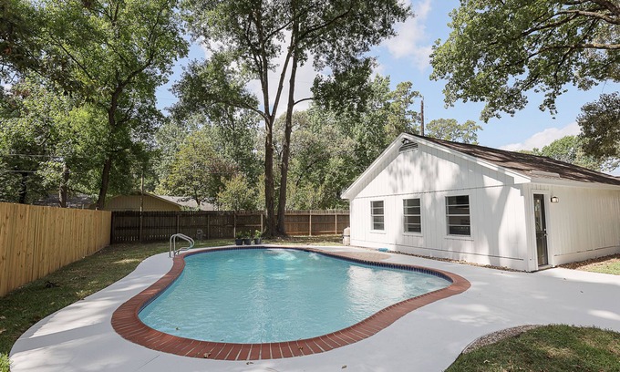Spring House | Guest Rated: 9.8 - Private Pool Home Near The Woodlands, TX