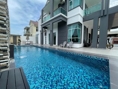 Kampung Bakau House | Relaxing Retreat with Private Pool in Langkawi by Zervin