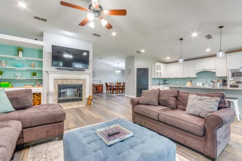 North Northwest Pensacola House | Inviting Home with Sunroom, 15 Mi to Pensacola Beach