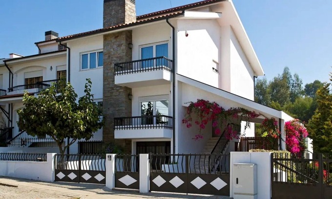 Mafamude House | Top-Rated House in Vila Nova de Gaia with Pool & Spa