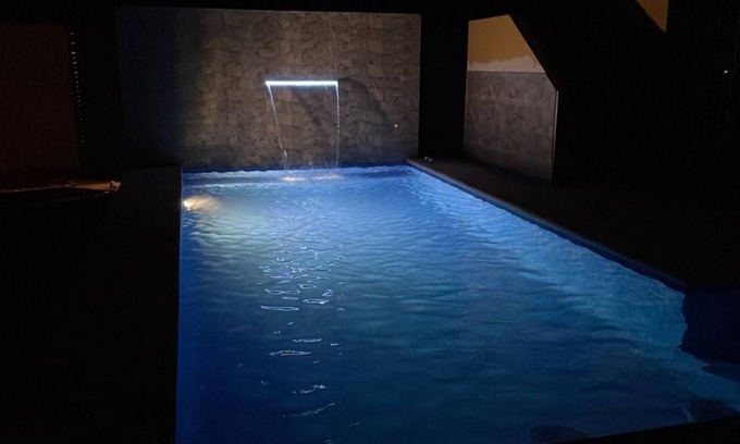 Parrita House | Cozy Retreat Just 10 Minutes from the Beach with Pool