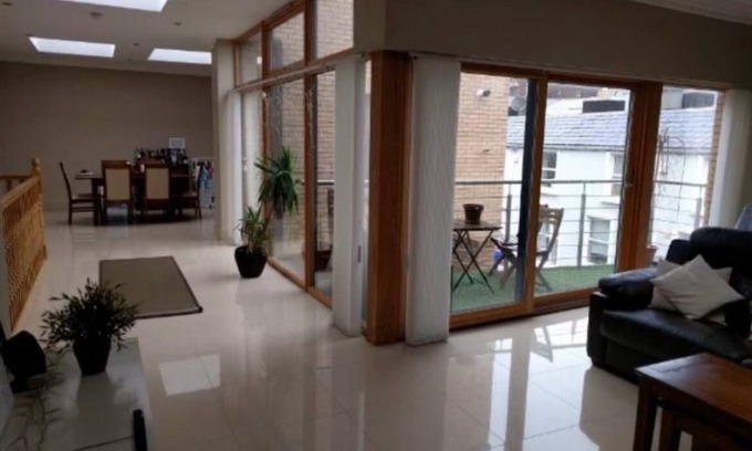 City Centre Dublin House | Spacious house central area - 10 sleeping