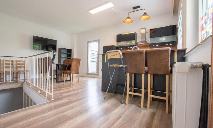 Heerdt Apartment | Welcoming House with Hot Tub & Pet-Friendly Amenities