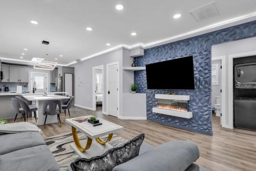 Villa Heights House | Pet-Friendly House in Charlotte with Family Amenities