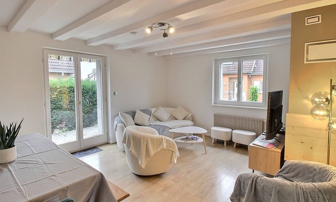Colmar House | Spacious house in Colmar, 5 bedrooms, terrace, WiFi, free parking