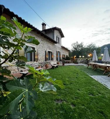 Ogassa House | Explore a 4-Bedroom Retreat with Terrace & WiFi in Ogassa
