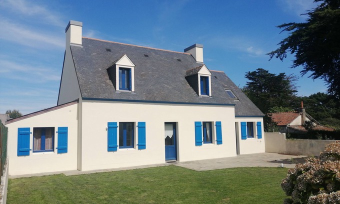 Groix House | Oceanfront House for 11 with Exceptional Guest Rating