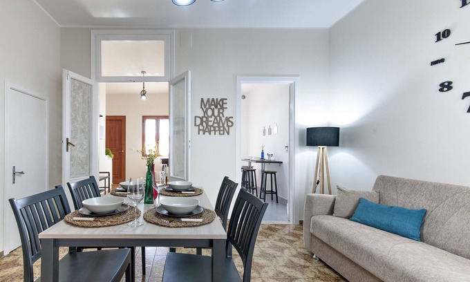 Carmiano House | Family-Friendly House with Garden & Great Amenities