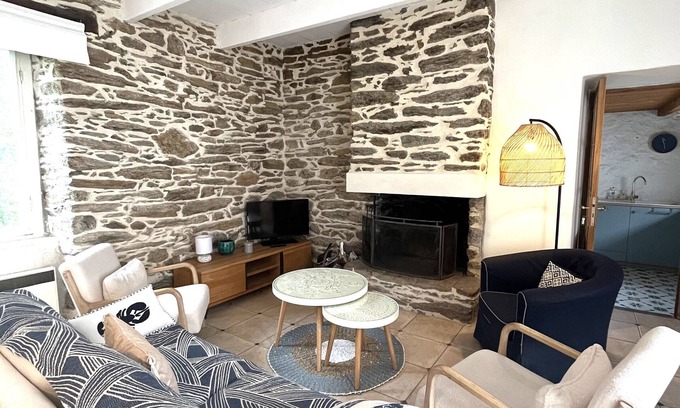 Groix House | Spacious house with garden in the heart of Lomener