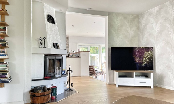 Bastad Villa | Spacious House with Guest Cottage, Walking distance to Beach